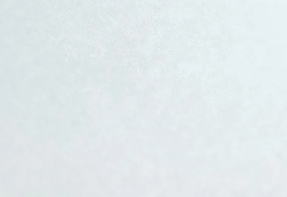 Белая синтетическая бумага